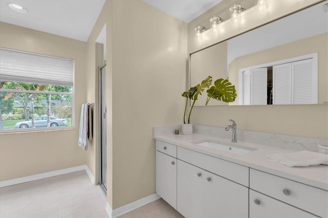 11566 PINE STREET, Seminole, FL 33772