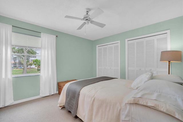 11566 PINE STREET, Seminole, FL 33772