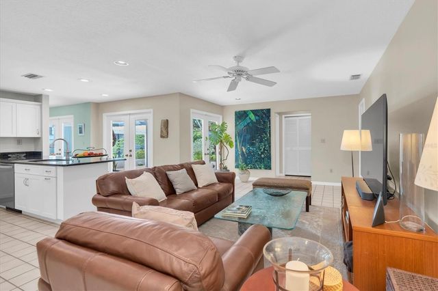 11566 PINE STREET, Seminole, FL 33772