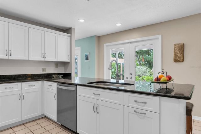 11566 PINE STREET, Seminole, FL 33772