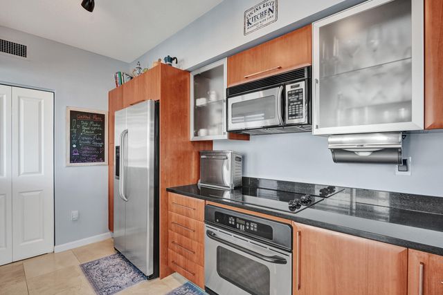 600 W Las Olas Boulevard 1803s, Fort Lauderdale, FL 33312