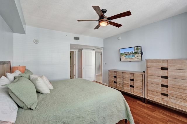 600 W Las Olas Boulevard 1803s, Fort Lauderdale, FL 33312