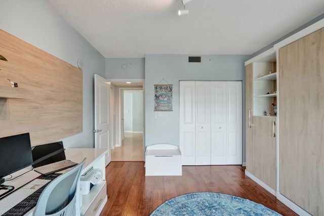 600 W Las Olas Boulevard 1803s, Fort Lauderdale, FL 33312