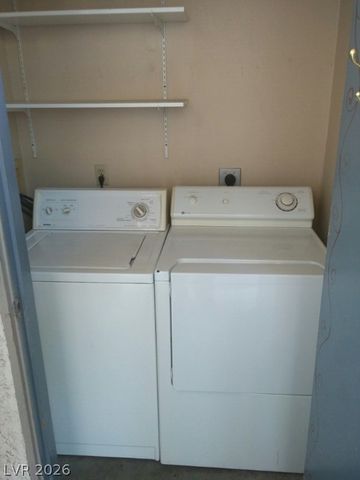 7030 BURCOT Avenue C105, Las Vegas, NV 89156