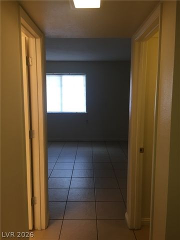 7030 BURCOT Avenue C105, Las Vegas, NV 89156