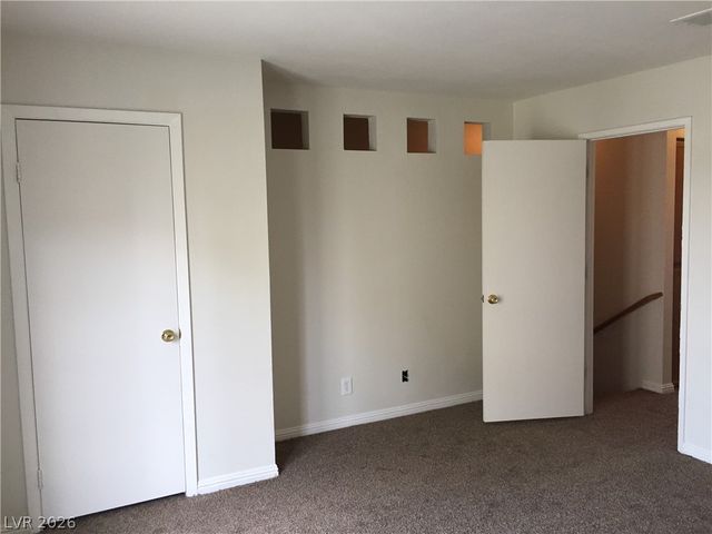 7030 BURCOT Avenue C105, Las Vegas, NV 89156