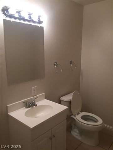 7030 BURCOT Avenue C105, Las Vegas, NV 89156