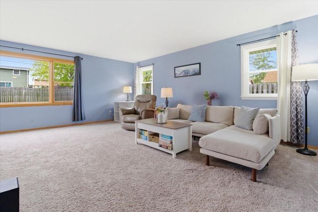 12450 39th AVENUE, Pleasant Prairie, WI 53158