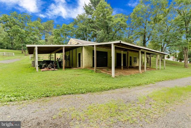 18189 SANDS RD, Purcellville, VA 20132