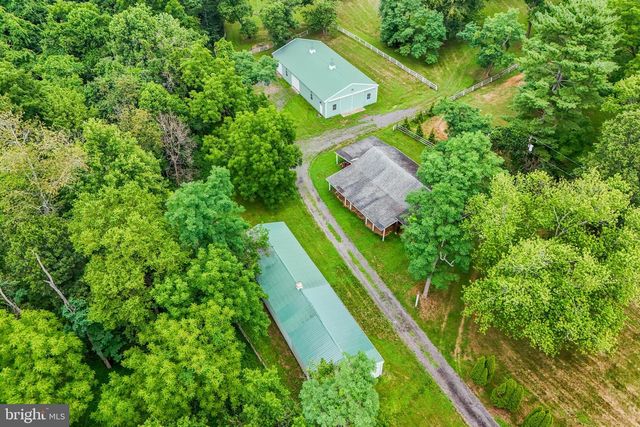 18189 SANDS RD, Purcellville, VA 20132