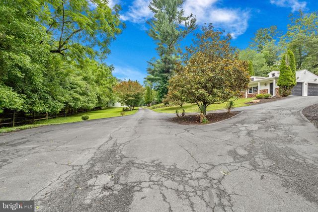 18189 SANDS RD, Purcellville, VA 20132