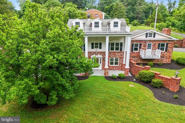 18189 SANDS RD, Purcellville, VA 20132