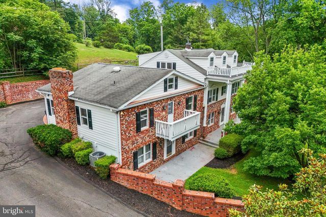 18189 SANDS RD, Purcellville, VA 20132