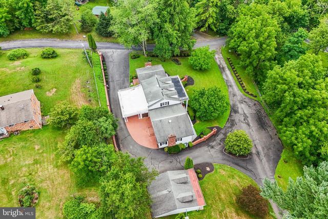 18189 SANDS RD, Purcellville, VA 20132