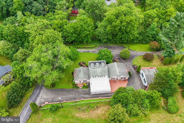 18189 SANDS RD, Purcellville, VA 20132