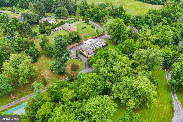 18189 SANDS RD, Purcellville, VA 20132