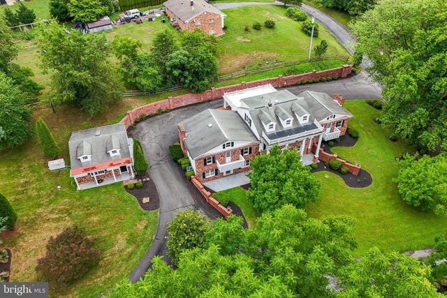 18189 SANDS RD, Purcellville, VA 20132