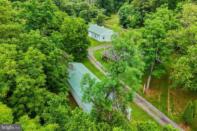 18189 SANDS RD, Purcellville, VA 20132