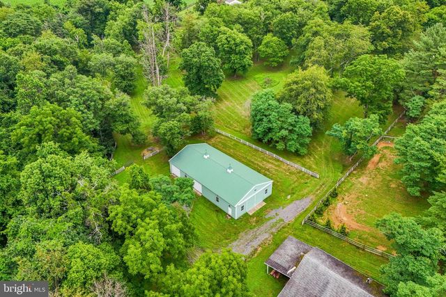 18189 SANDS RD, Purcellville, VA 20132