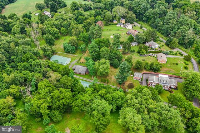 18189 SANDS RD, Purcellville, VA 20132