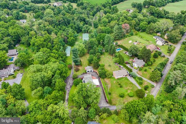 18189 SANDS RD, Purcellville, VA 20132
