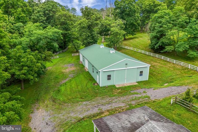 18189 SANDS RD, Purcellville, VA 20132
