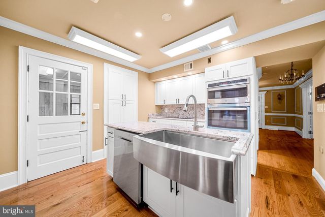 18189 SANDS RD, Purcellville, VA 20132