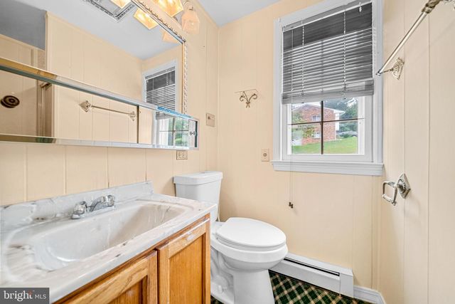 18189 SANDS RD, Purcellville, VA 20132