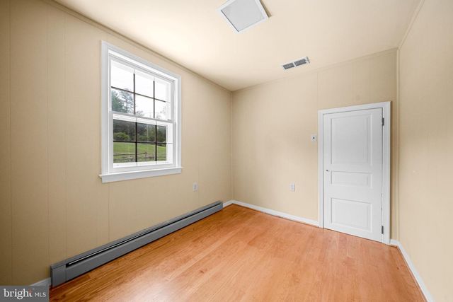 18189 SANDS RD, Purcellville, VA 20132
