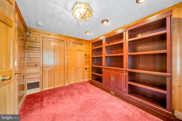 18189 SANDS RD, Purcellville, VA 20132