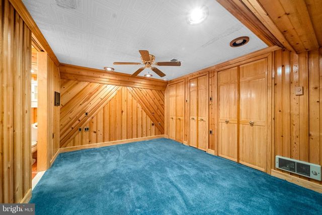 18189 SANDS RD, Purcellville, VA 20132