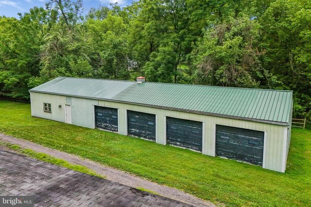 18189 SANDS RD, Purcellville, VA 20132