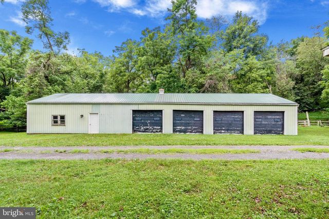 18189 SANDS RD, Purcellville, VA 20132