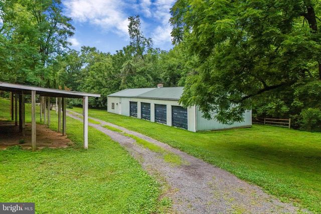 18189 SANDS RD, Purcellville, VA 20132