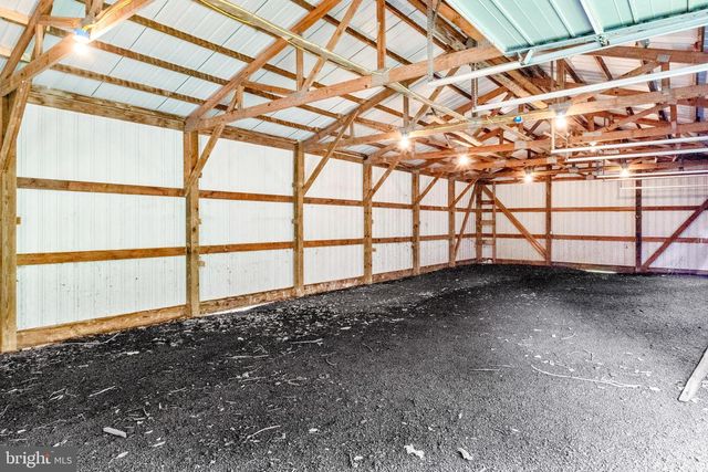 18189 SANDS RD, Purcellville, VA 20132