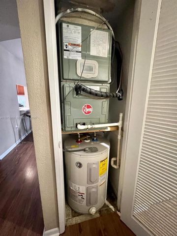 1700 NE 191st St 508, Miami, FL 33179