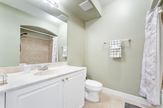 2 Renaissance Way 305, Boynton Beach, FL 33426