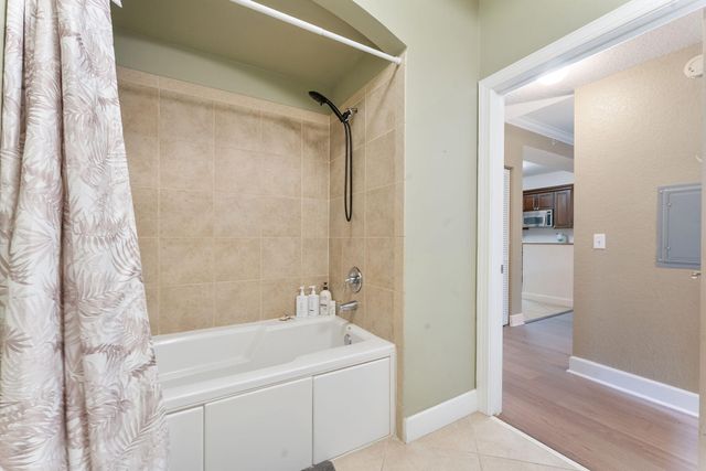 2 Renaissance Way 305, Boynton Beach, FL 33426