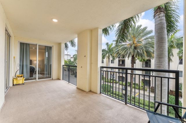2 Renaissance Way 305, Boynton Beach, FL 33426