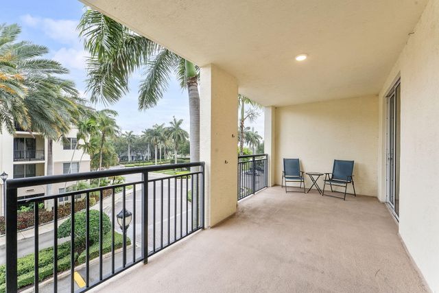 2 Renaissance Way 305, Boynton Beach, FL 33426