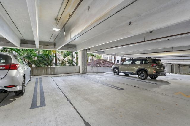 2 Renaissance Way 305, Boynton Beach, FL 33426