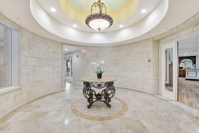 2 Renaissance Way 305, Boynton Beach, FL 33426