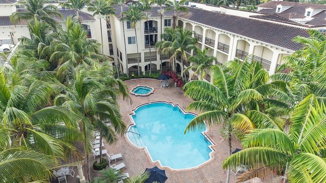 2 Renaissance Way 305, Boynton Beach, FL 33426