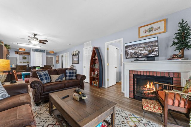 610 Abby Lane 9, Branson, MO 65616