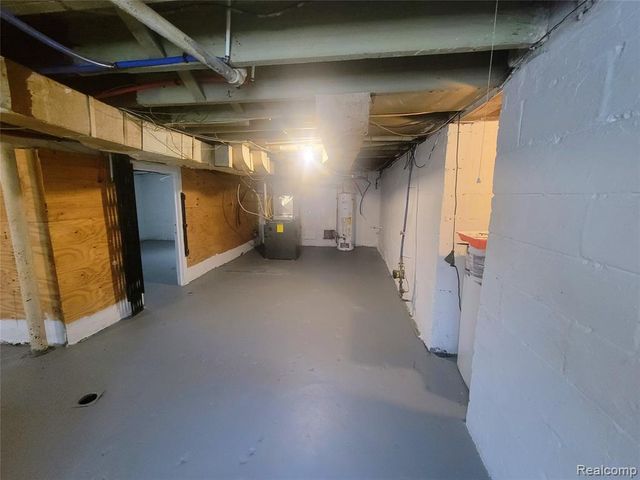 51 Dakota Street, Pontiac, MI 48341