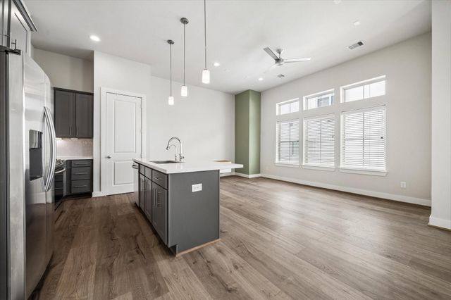 5209 Allen Street C, Houston, TX 77007