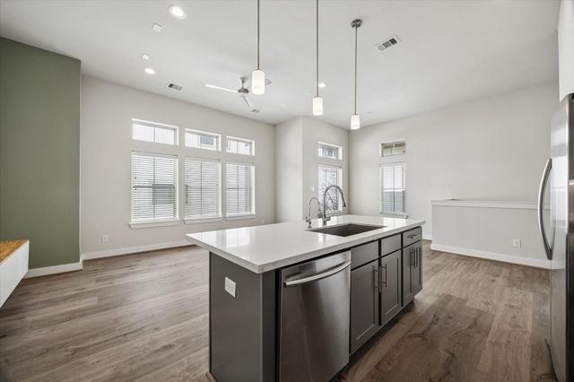 5209 Allen Street C, Houston, TX 77007