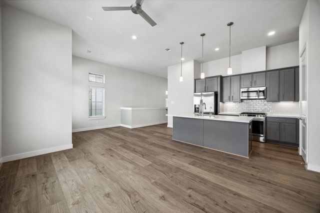 5209 Allen Street C, Houston, TX 77007