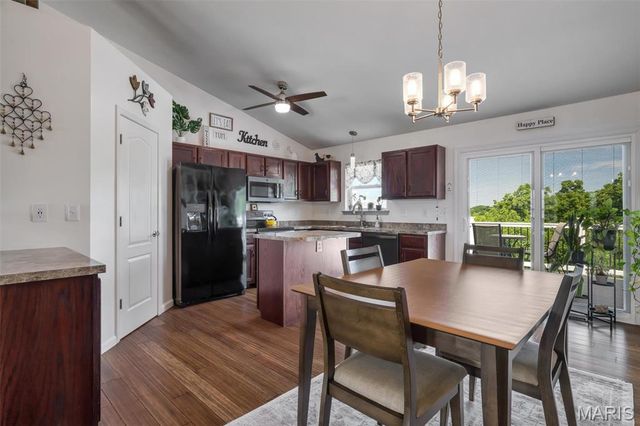 6620 Buckingham Palace Drive, Imperial, MO 63052