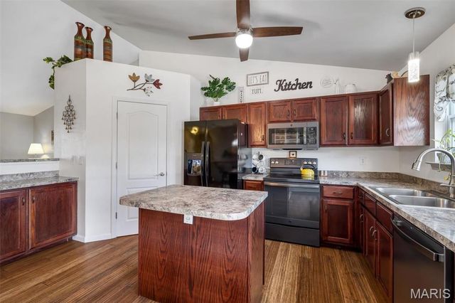 6620 Buckingham Palace Drive, Imperial, MO 63052